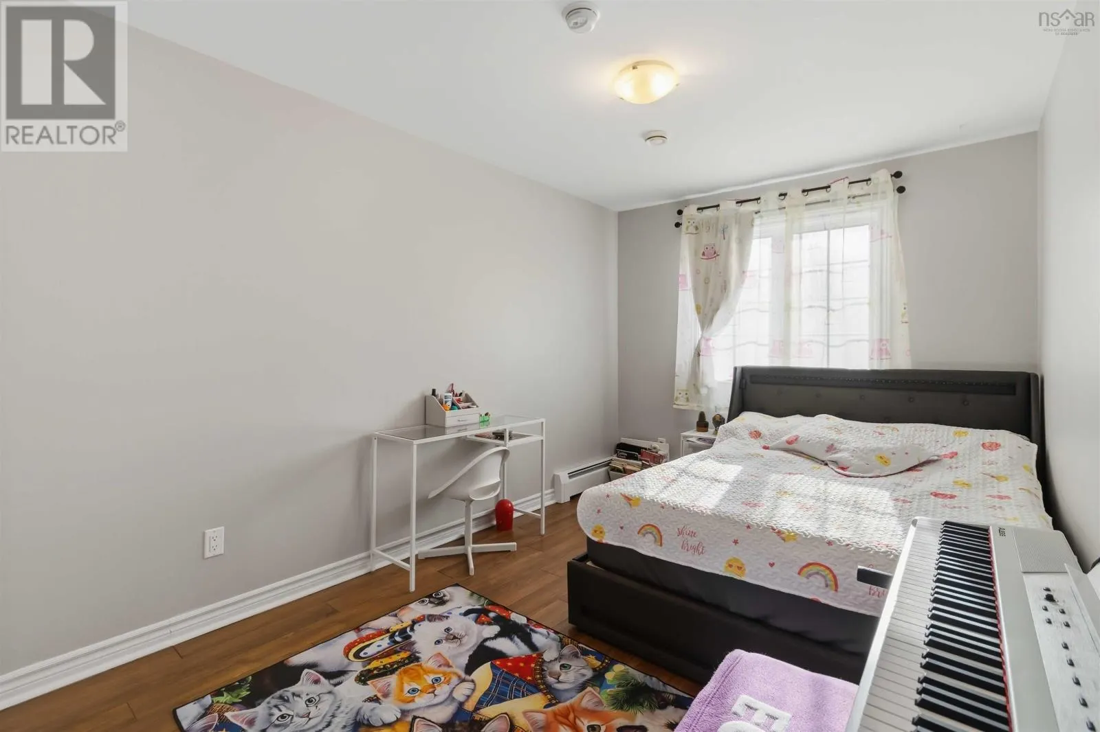 11 Riverview Crescent