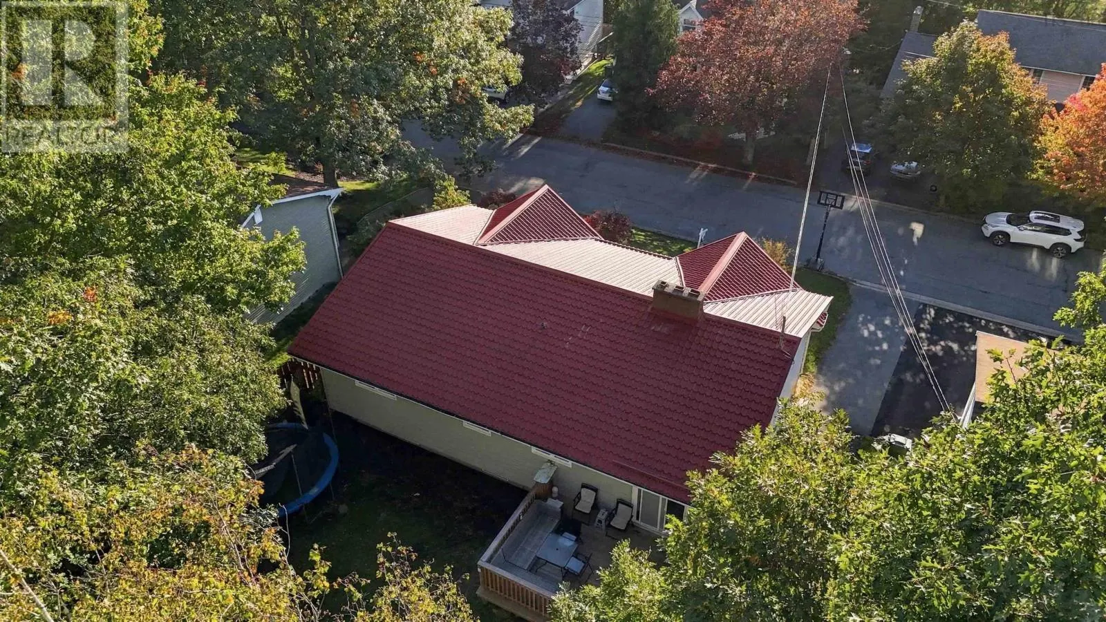 11 Riverview Crescent
