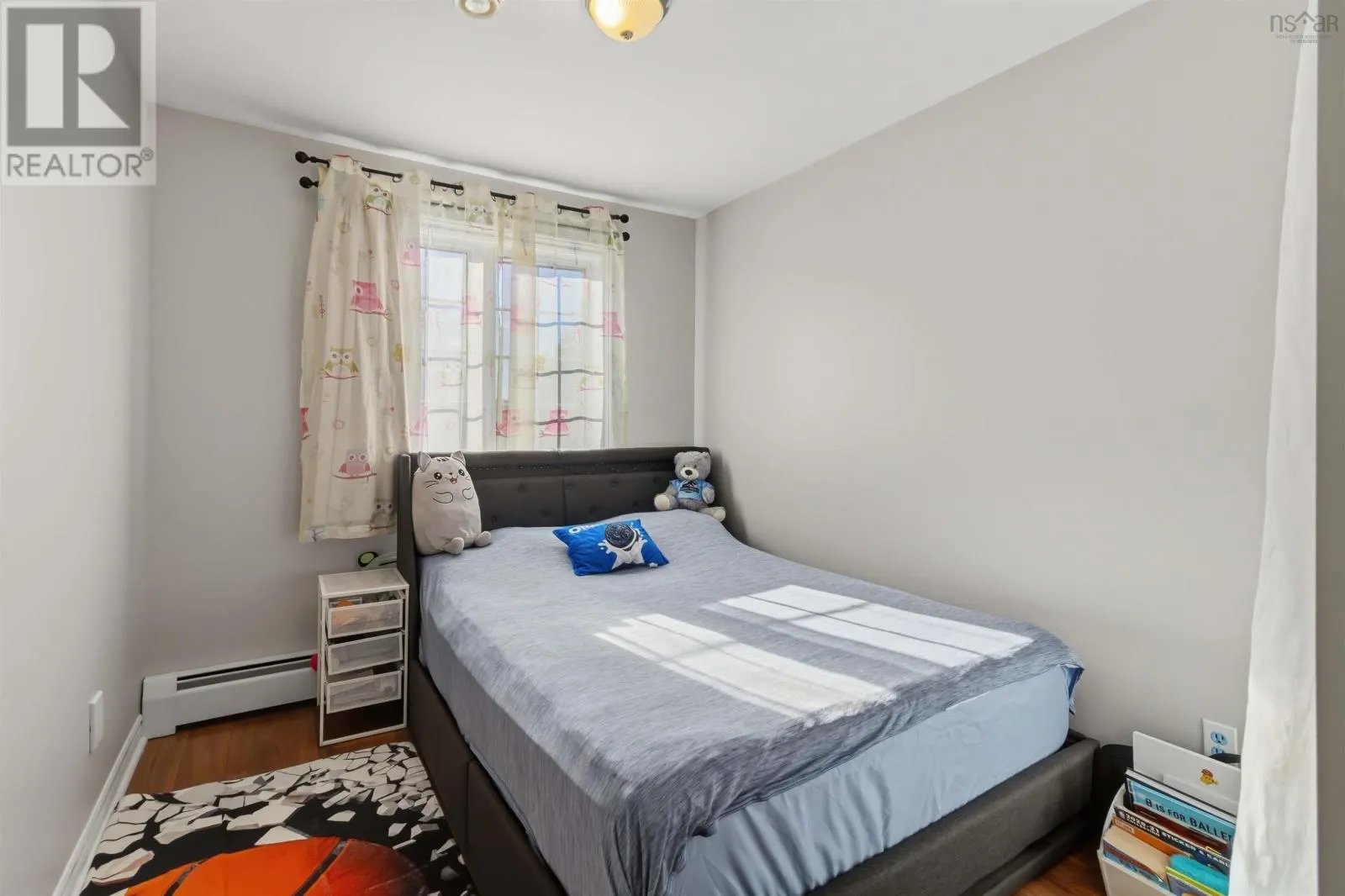 11 Riverview Crescent