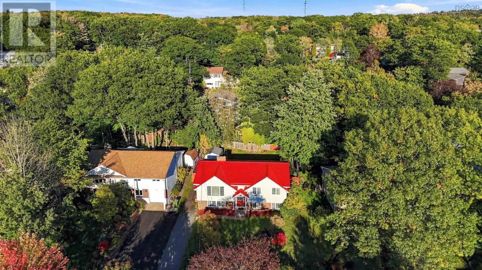 11 Riverview Crescent
