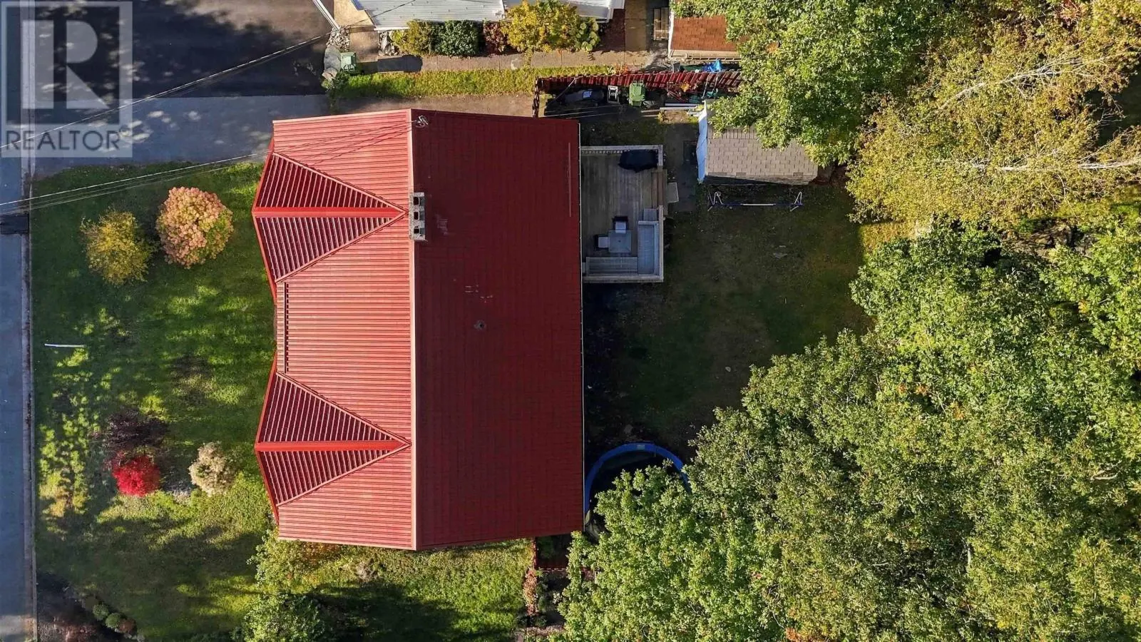 11 Riverview Crescent