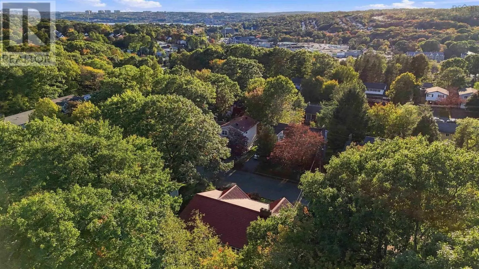 11 Riverview Crescent