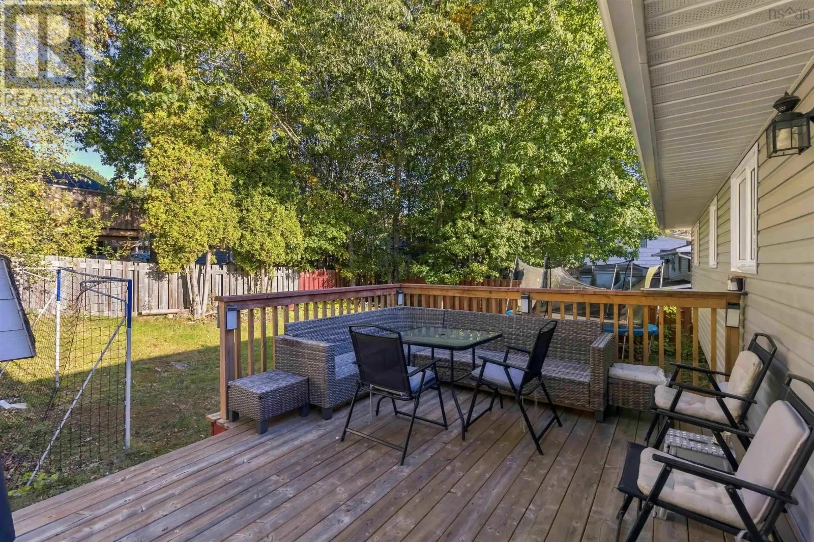11 Riverview Crescent