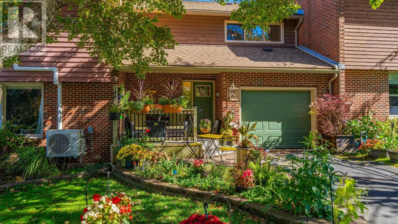 40 Walden Place