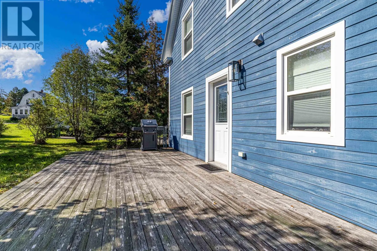 23 WESTVIEW Drive