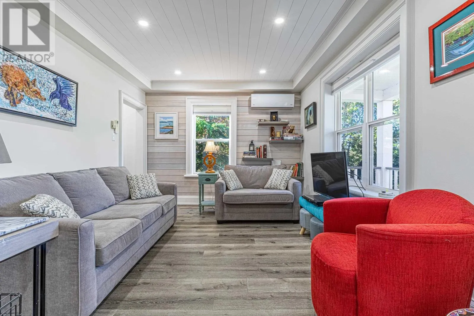 23 WESTVIEW Drive