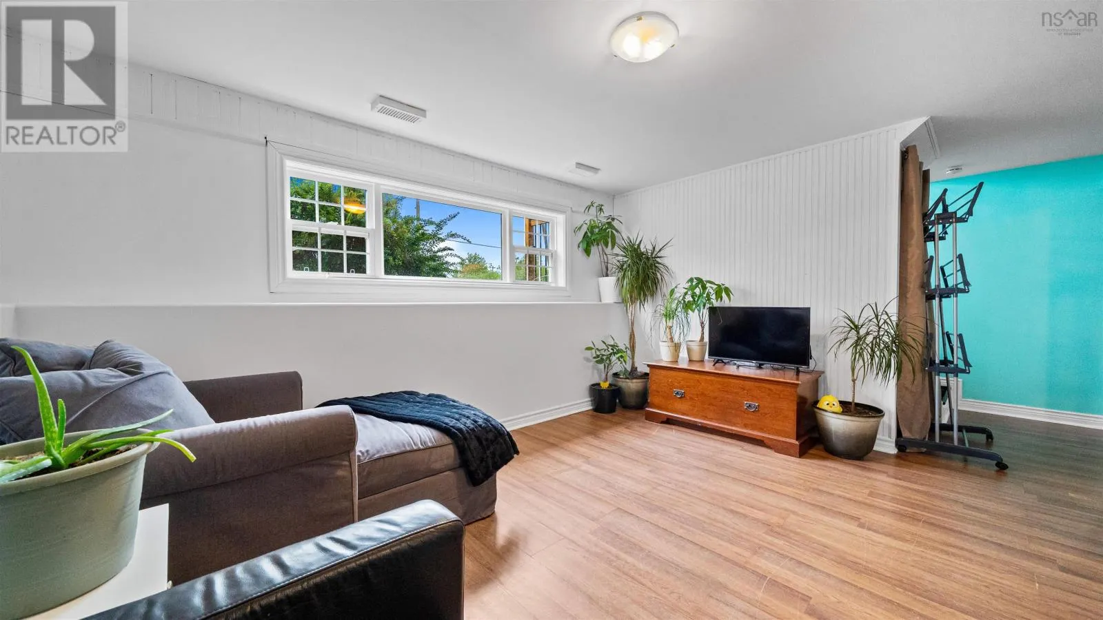 380 Cow Bay Road