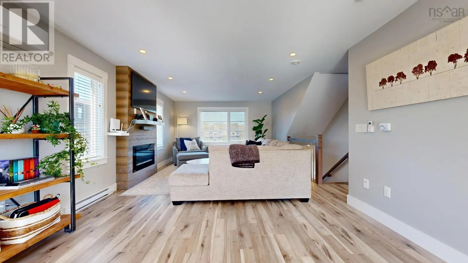 16 Sam Crescent