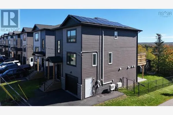 16 Sam Crescent