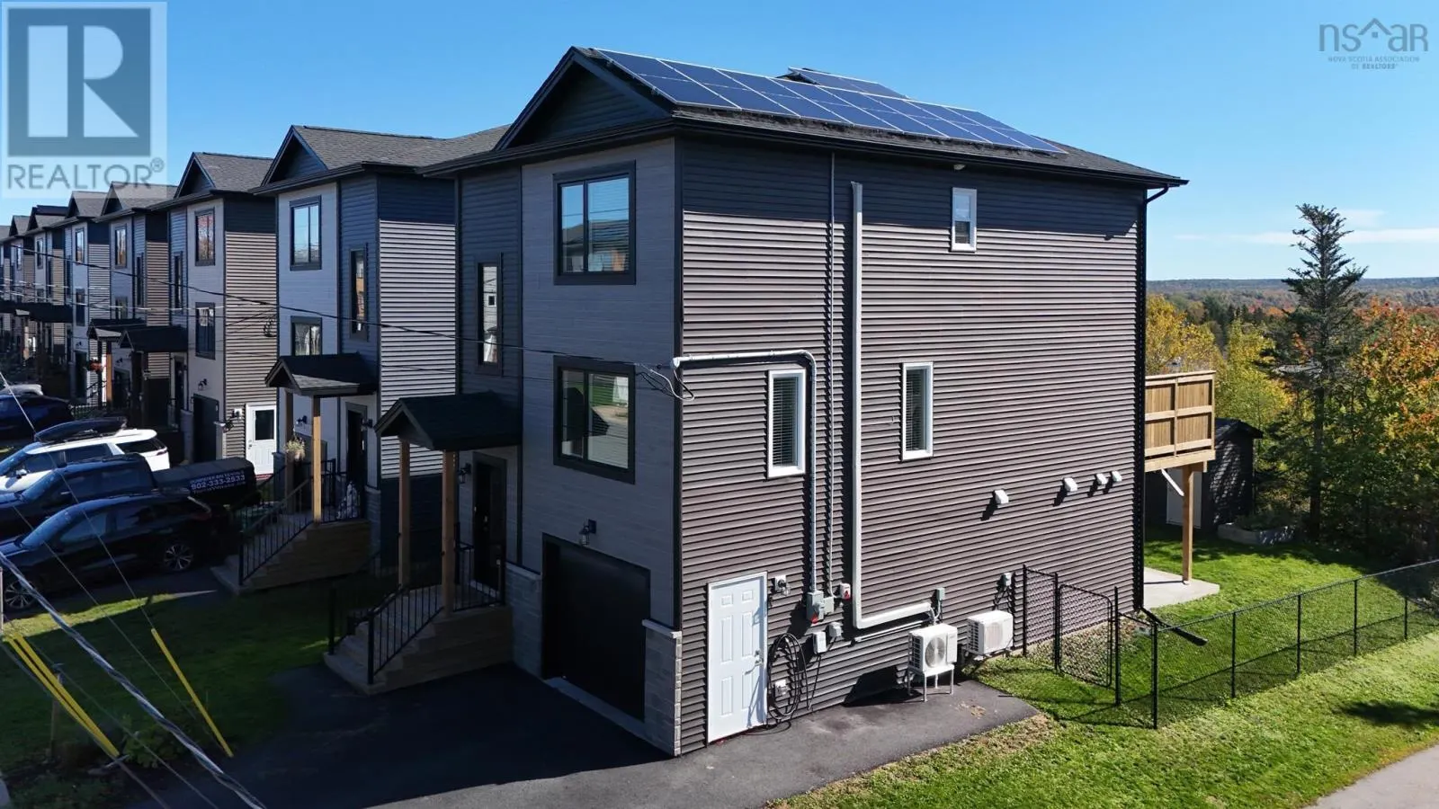 16 Sam Crescent