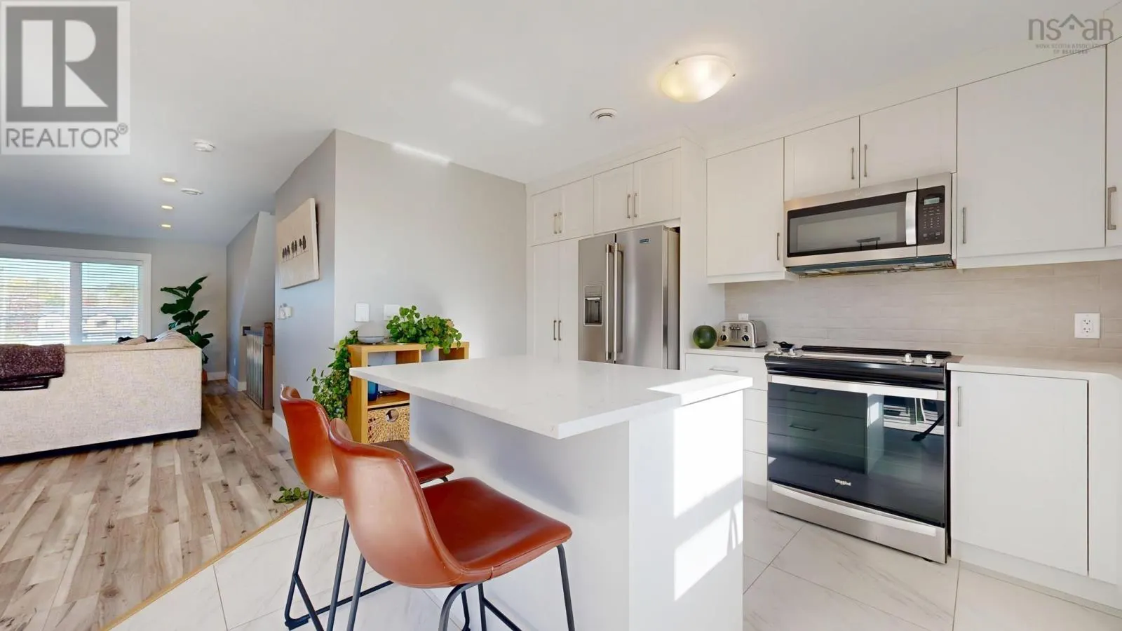 16 Sam Crescent