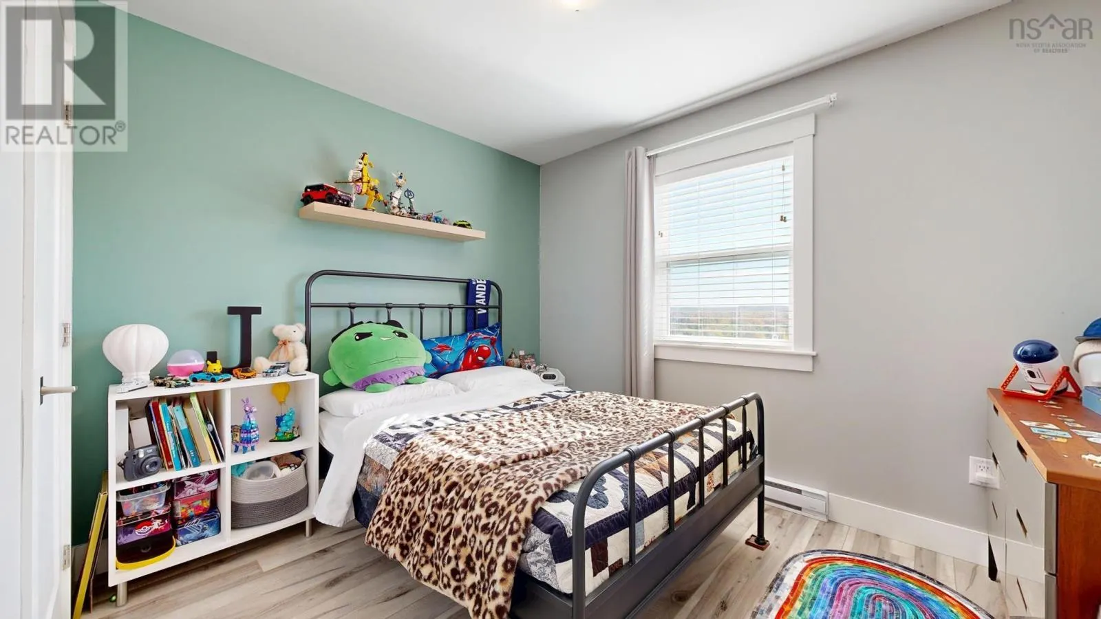 16 Sam Crescent