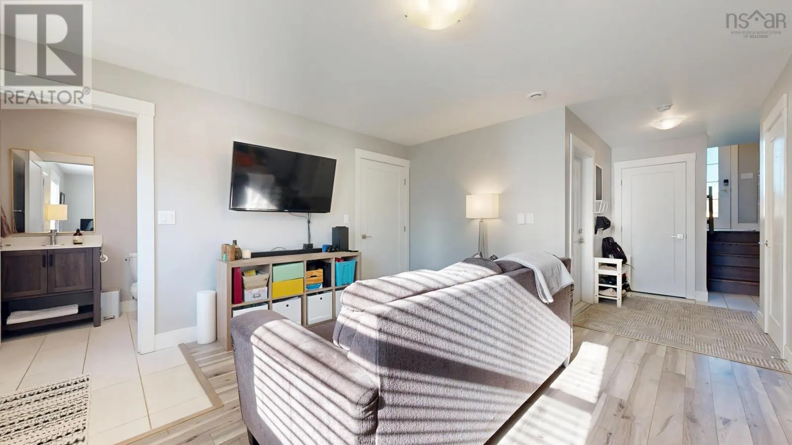 16 Sam Crescent