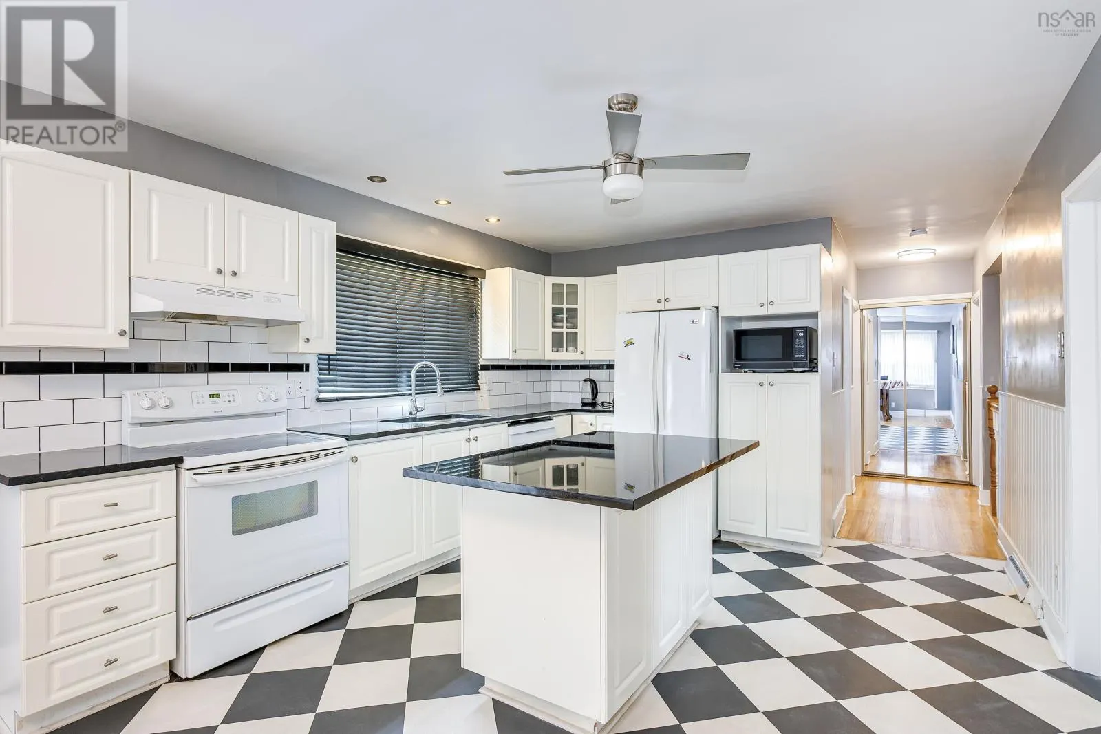 36 Erin Drive