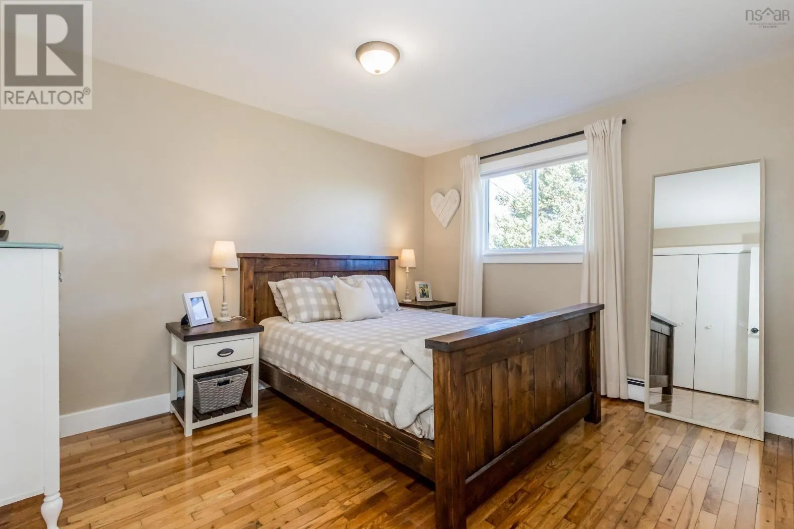 46 Parker Condon Road