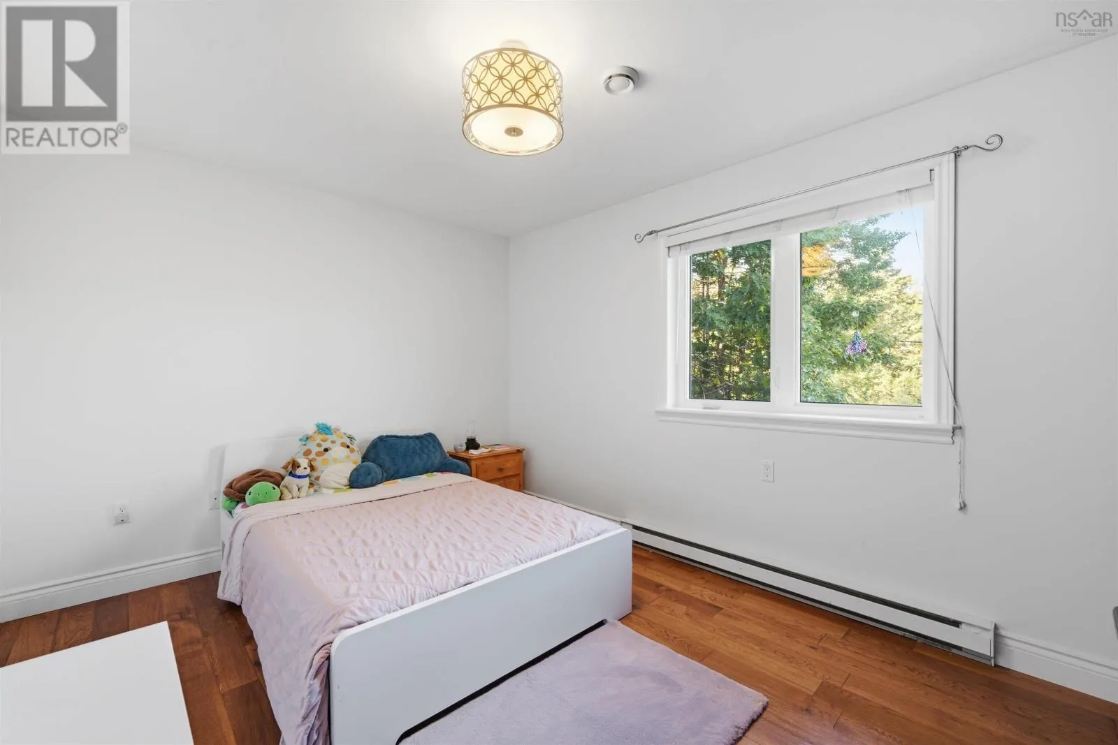 18 Sandstone ave