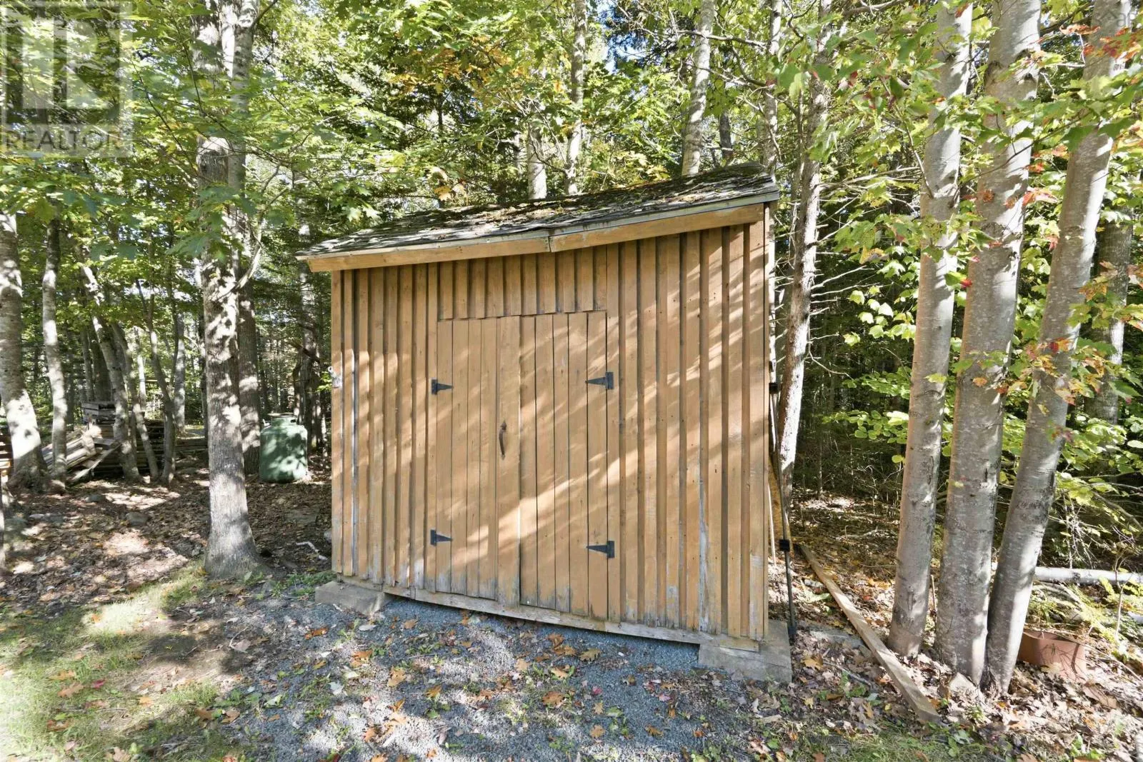 18 Sandstone ave