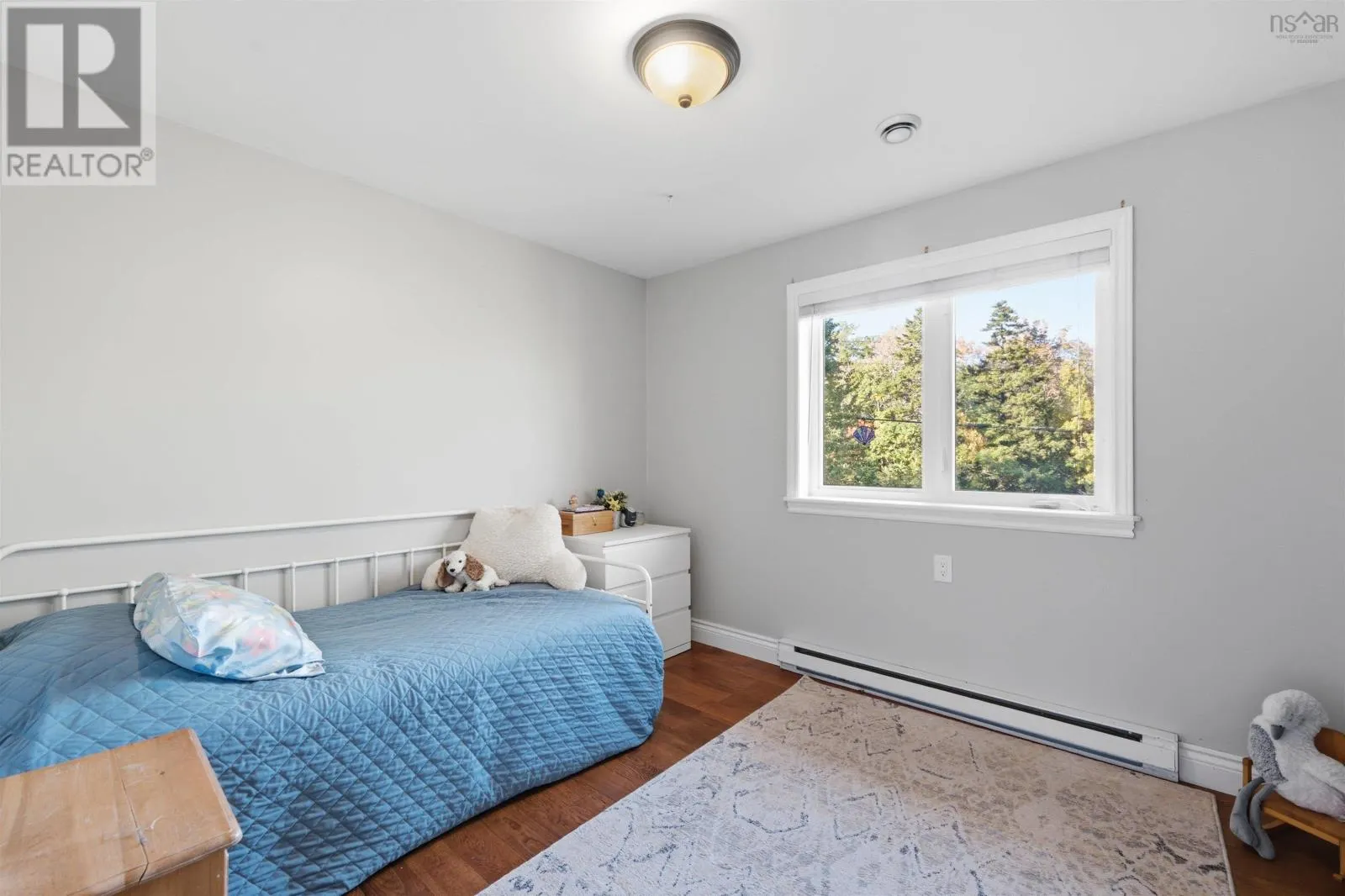 18 Sandstone ave