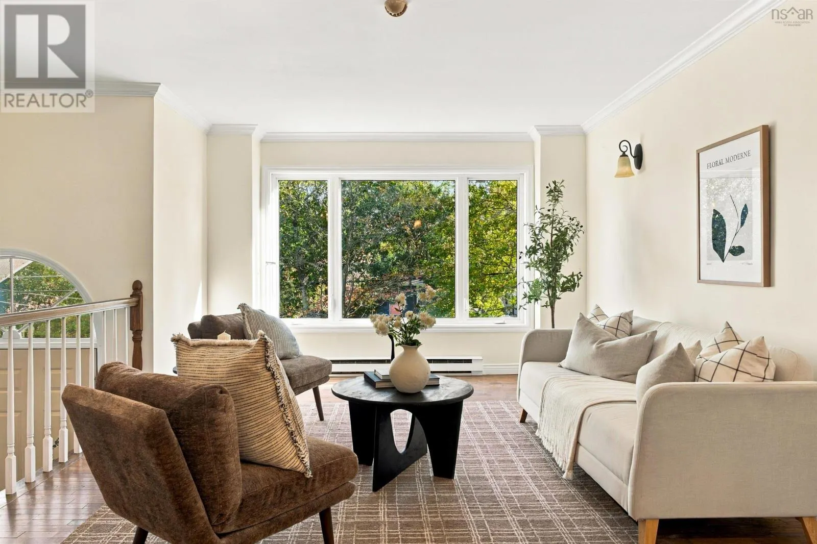 39 Parkdale Avenue