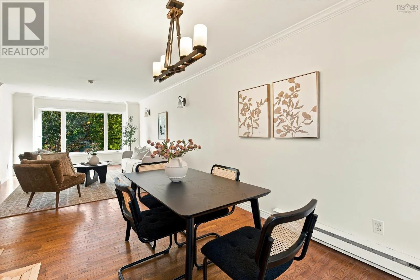 39 Parkdale Avenue