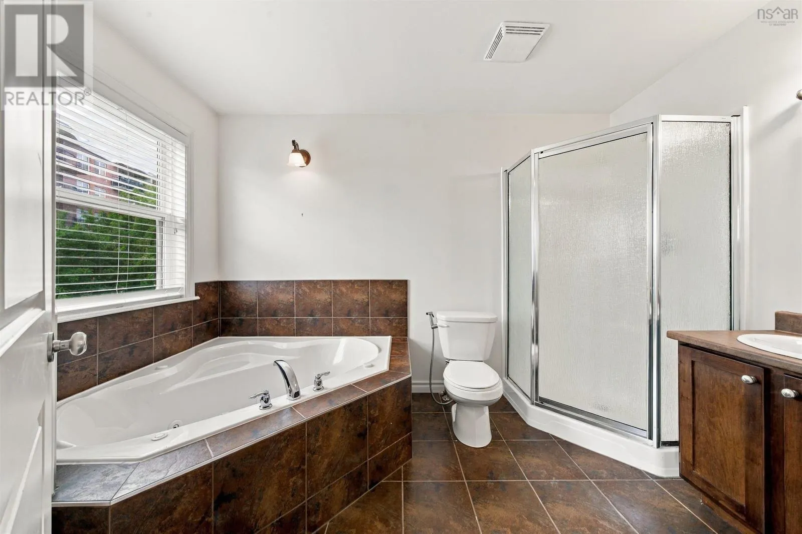 150 Transom Drive