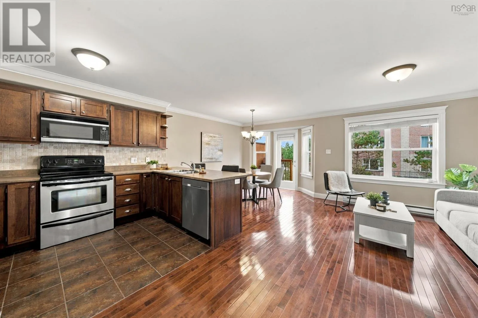 150 Transom Drive