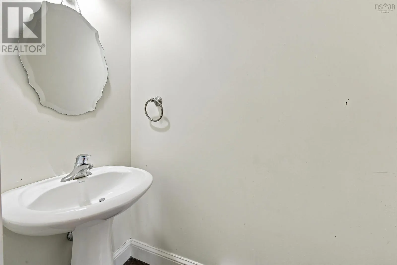 150 Transom Drive