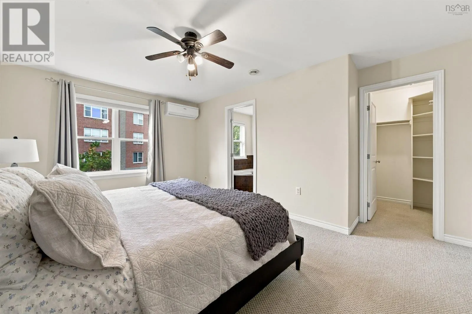 150 Transom Drive