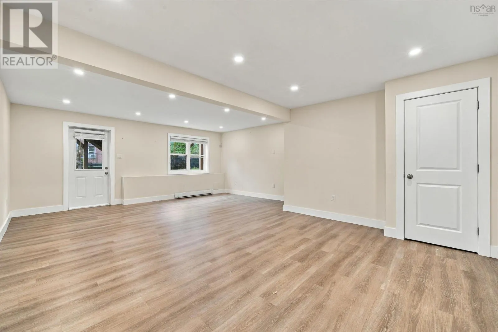 150 Transom Drive