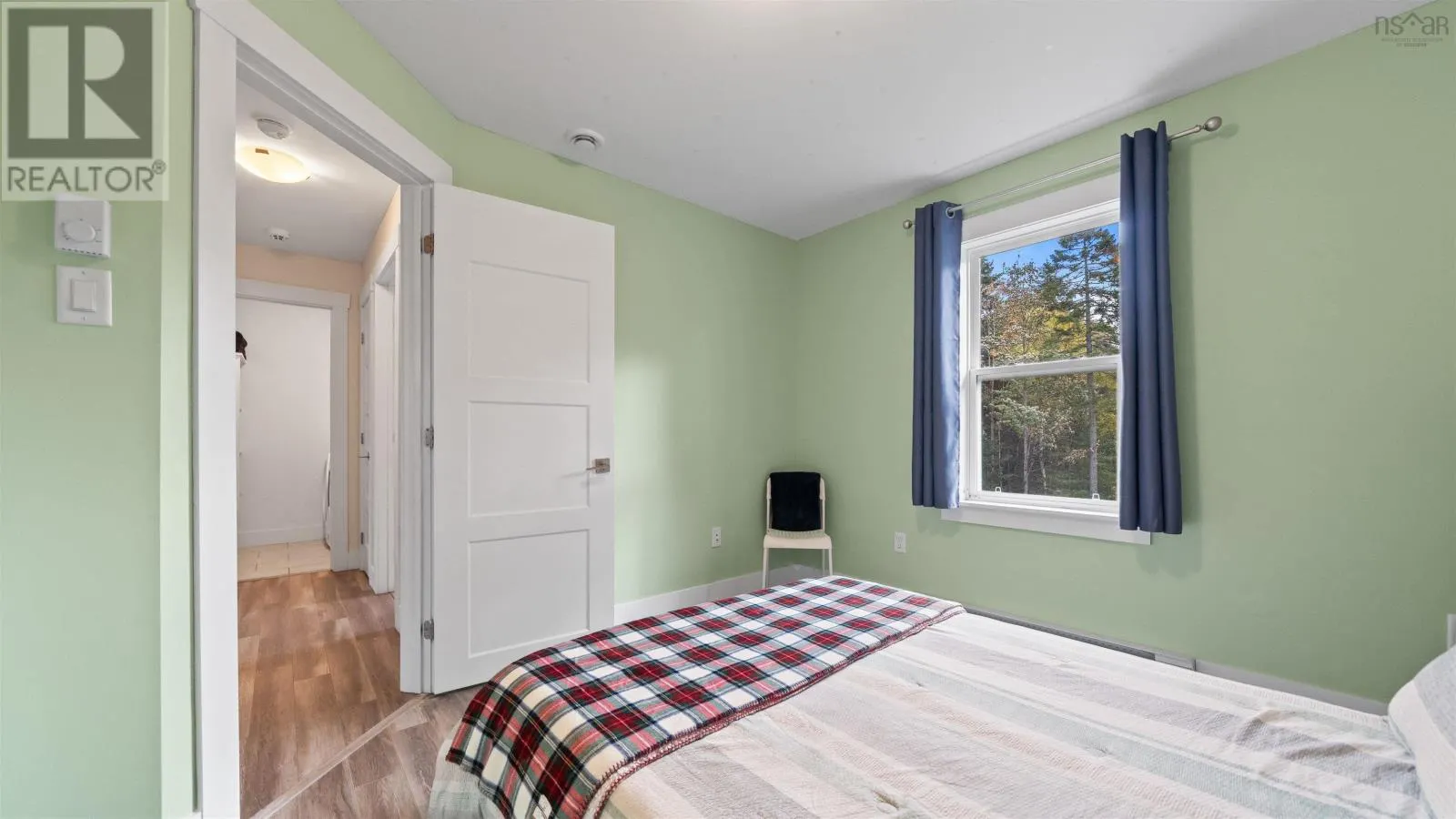 329 Savoy Avenue|Kingswood North