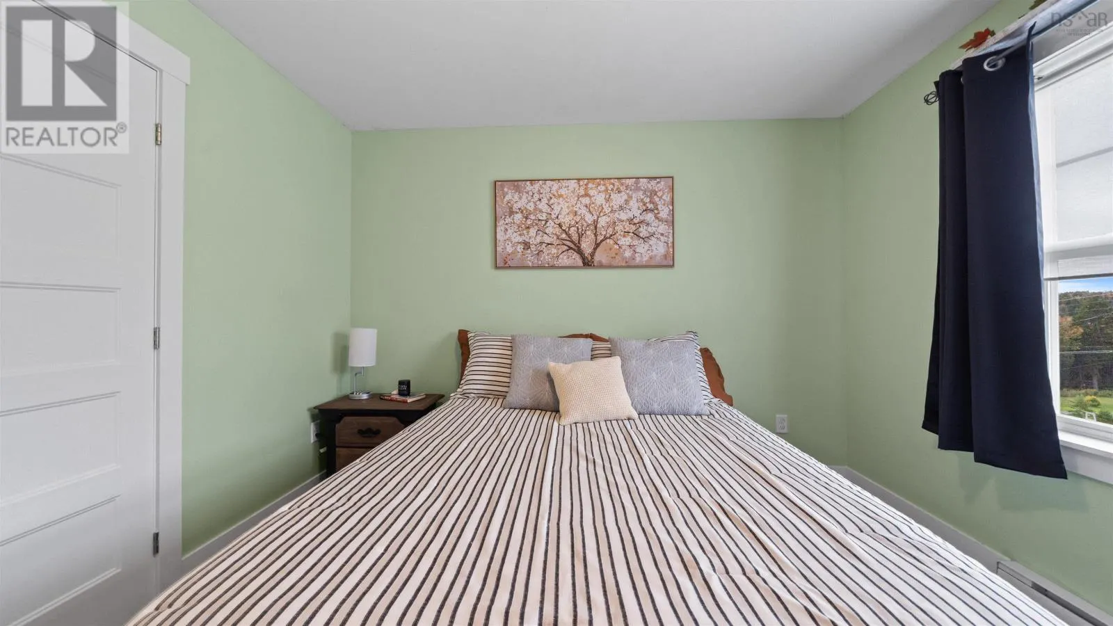 329 Savoy Avenue|Kingswood North