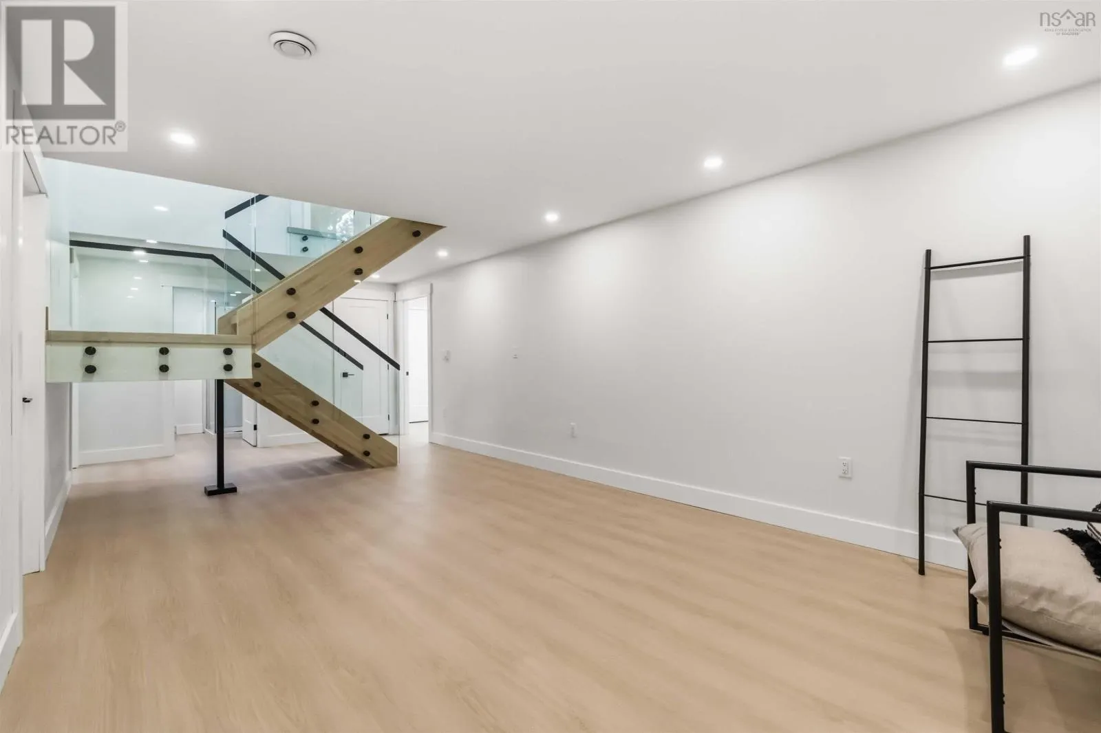 144 Montague Rd