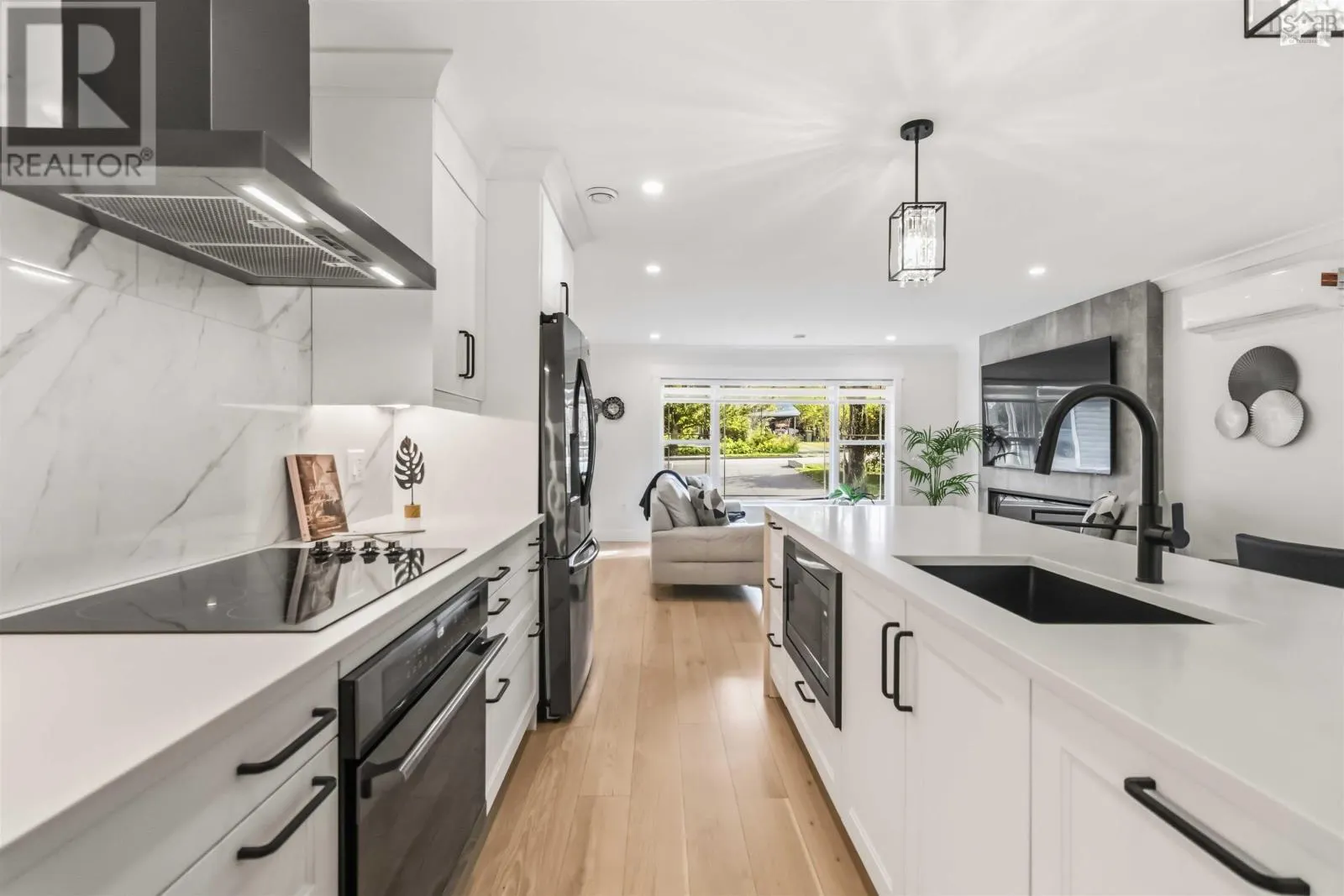 144 Montague Rd
