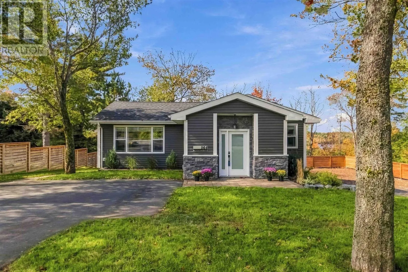 144 Montague Rd