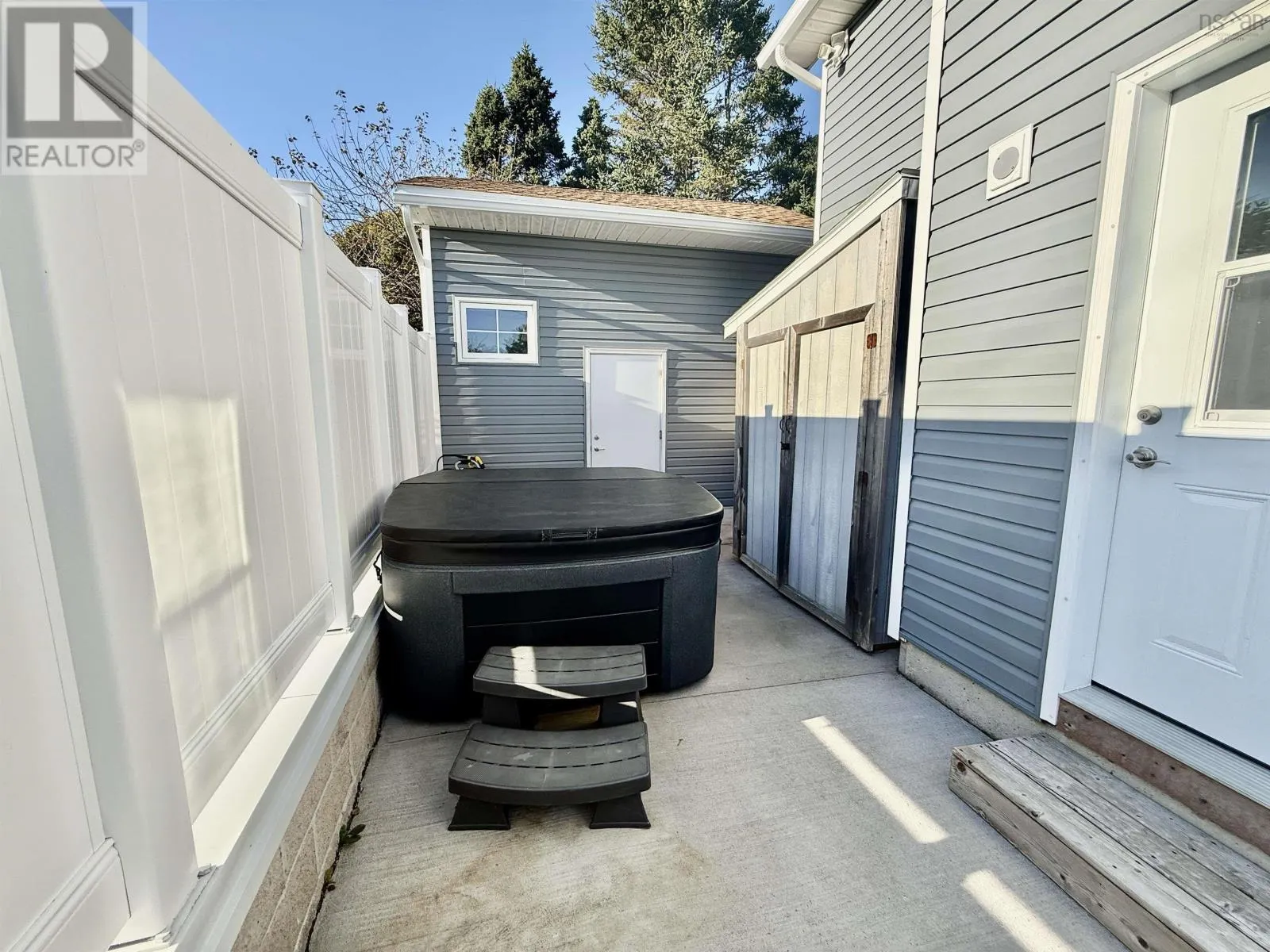1321 Terence Bay Road