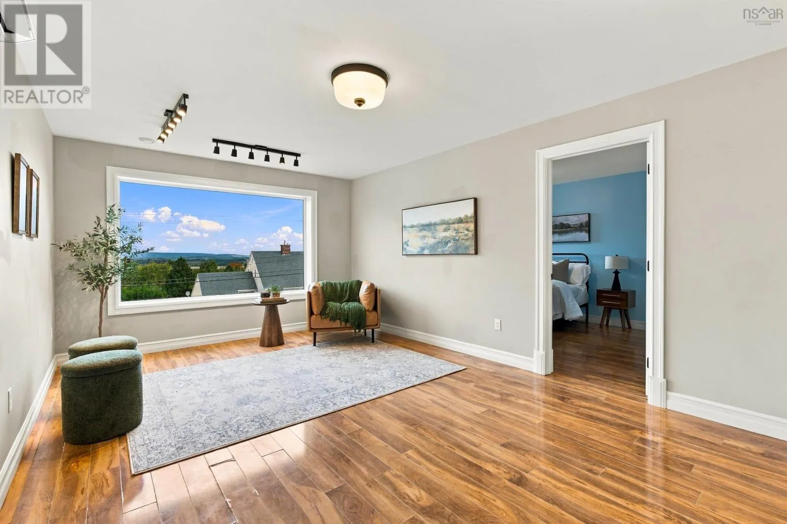 23 Grandview Drive