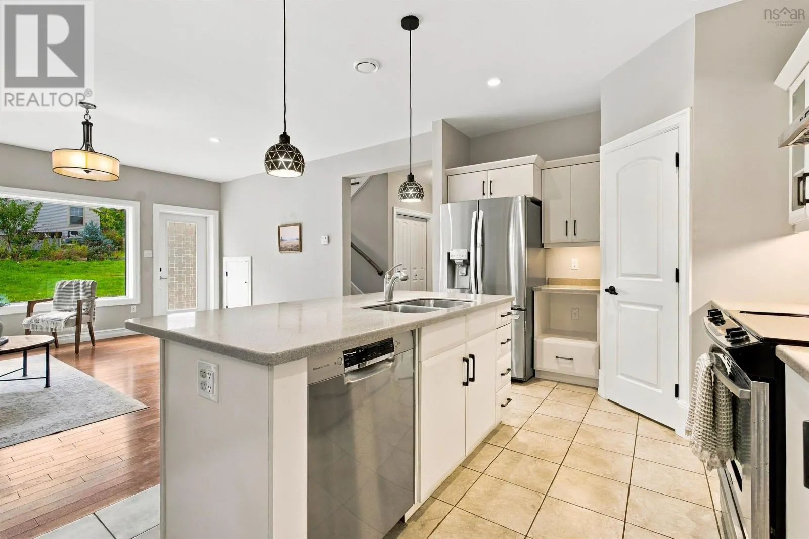 23 Grandview Drive