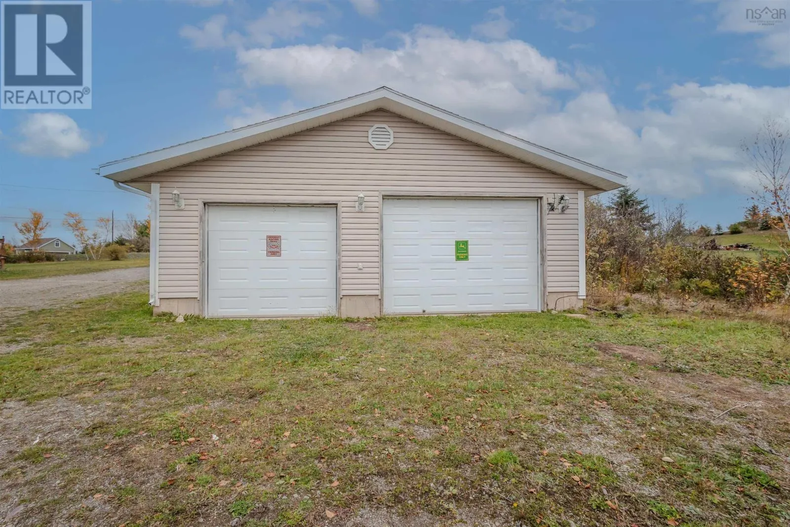 103 Paradise Road