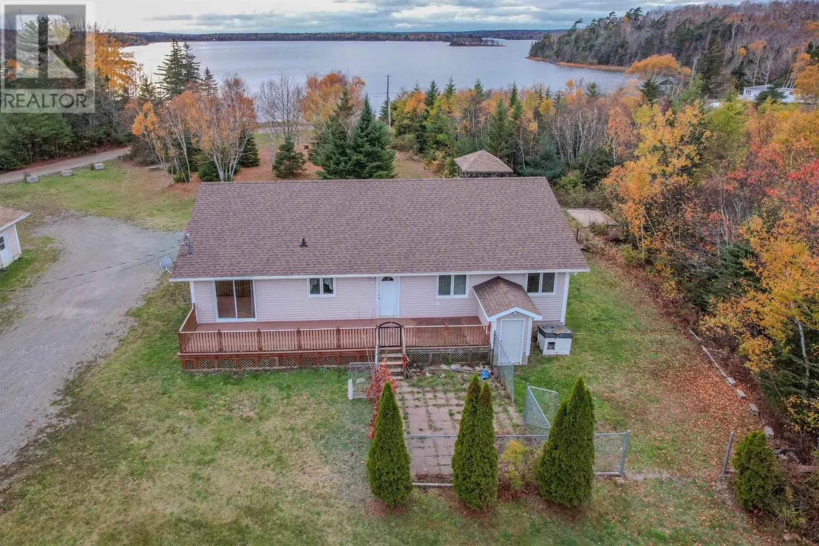 103 Paradise Road