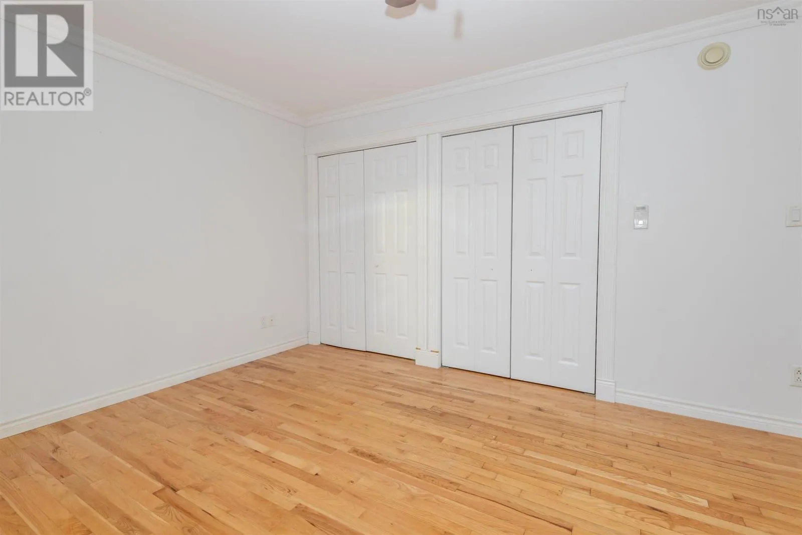 103 Paradise Road