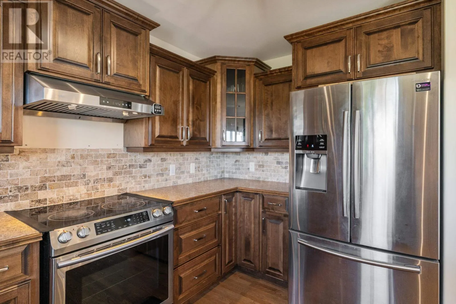 15 Kenwood Circle