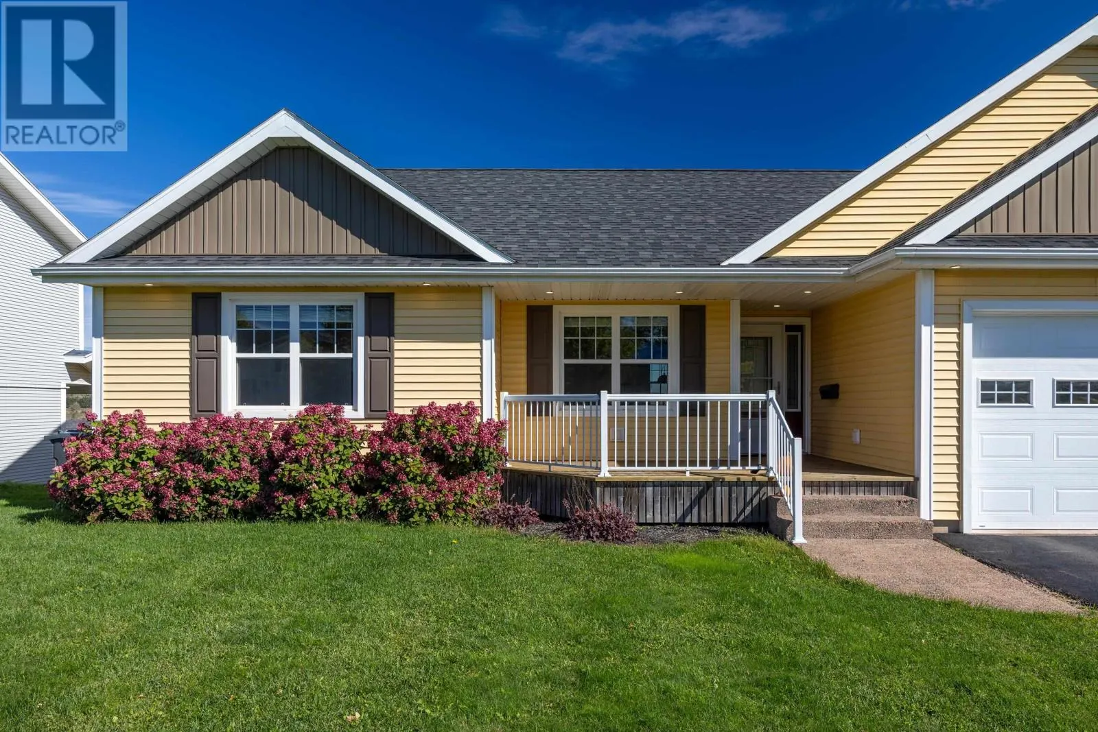 15 Kenwood Circle