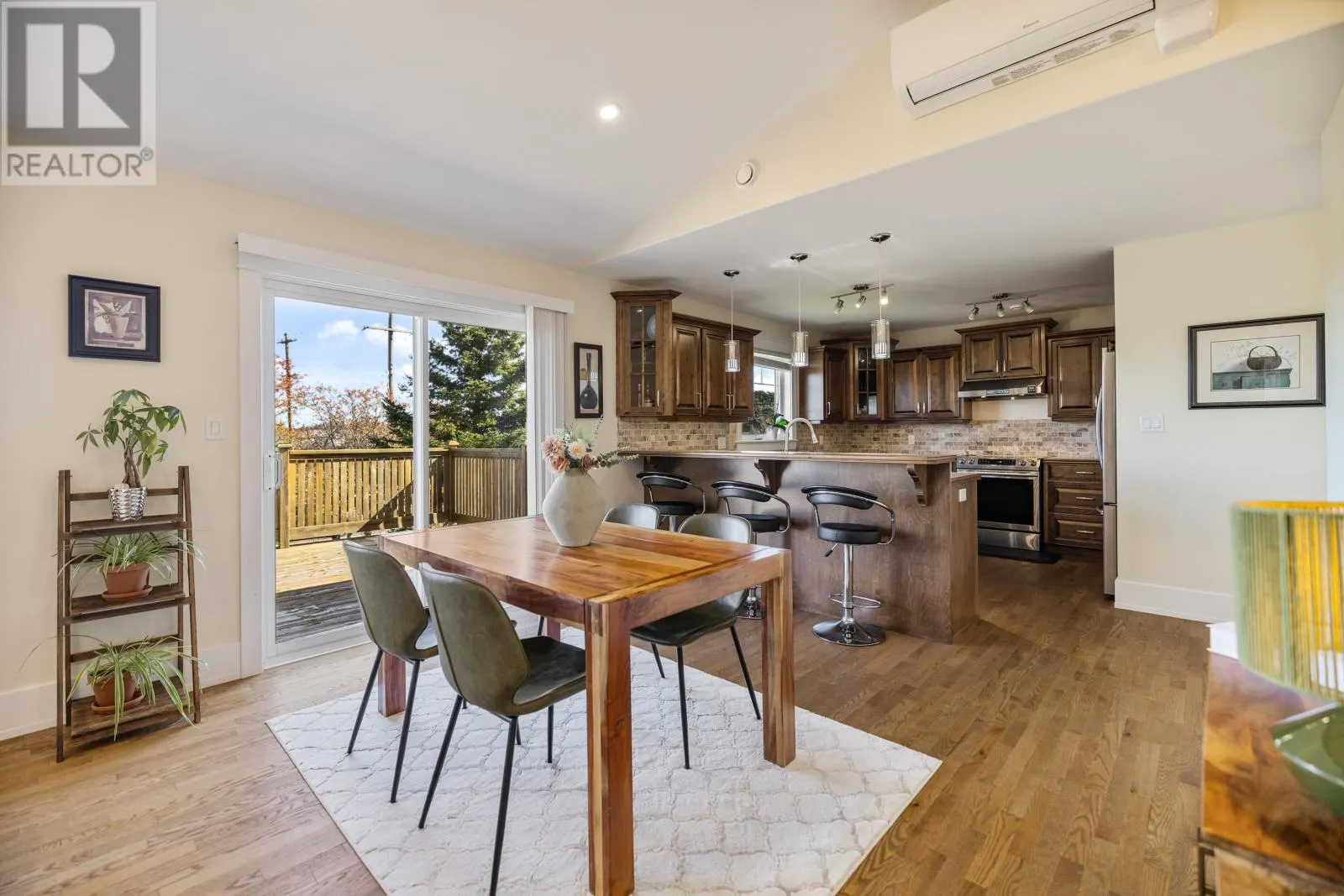 15 Kenwood Circle