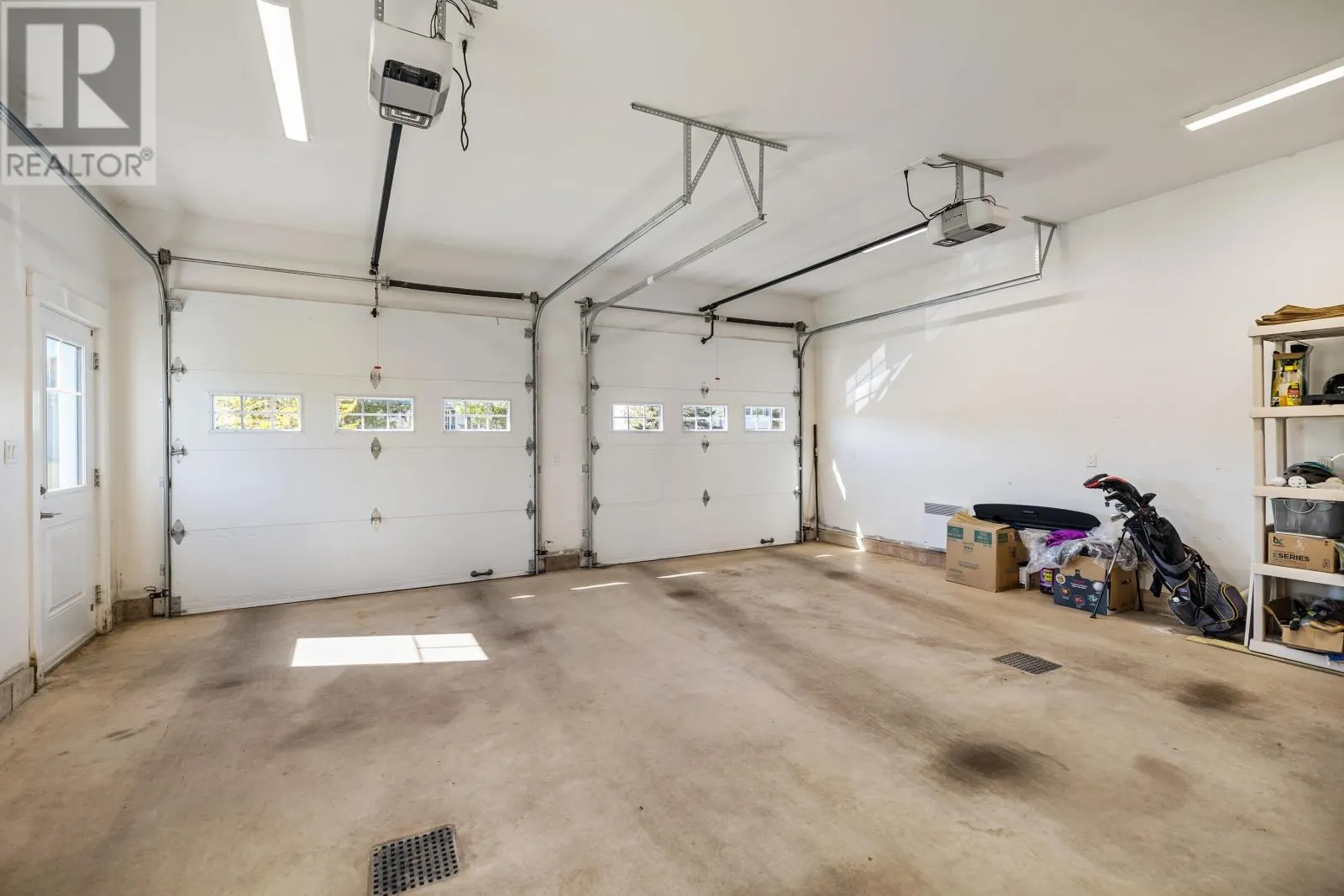 15 Kenwood Circle