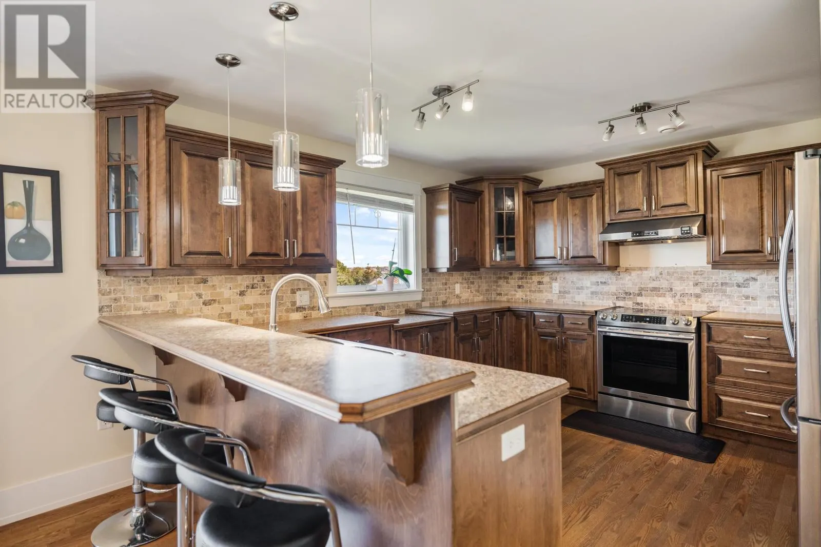 15 Kenwood Circle