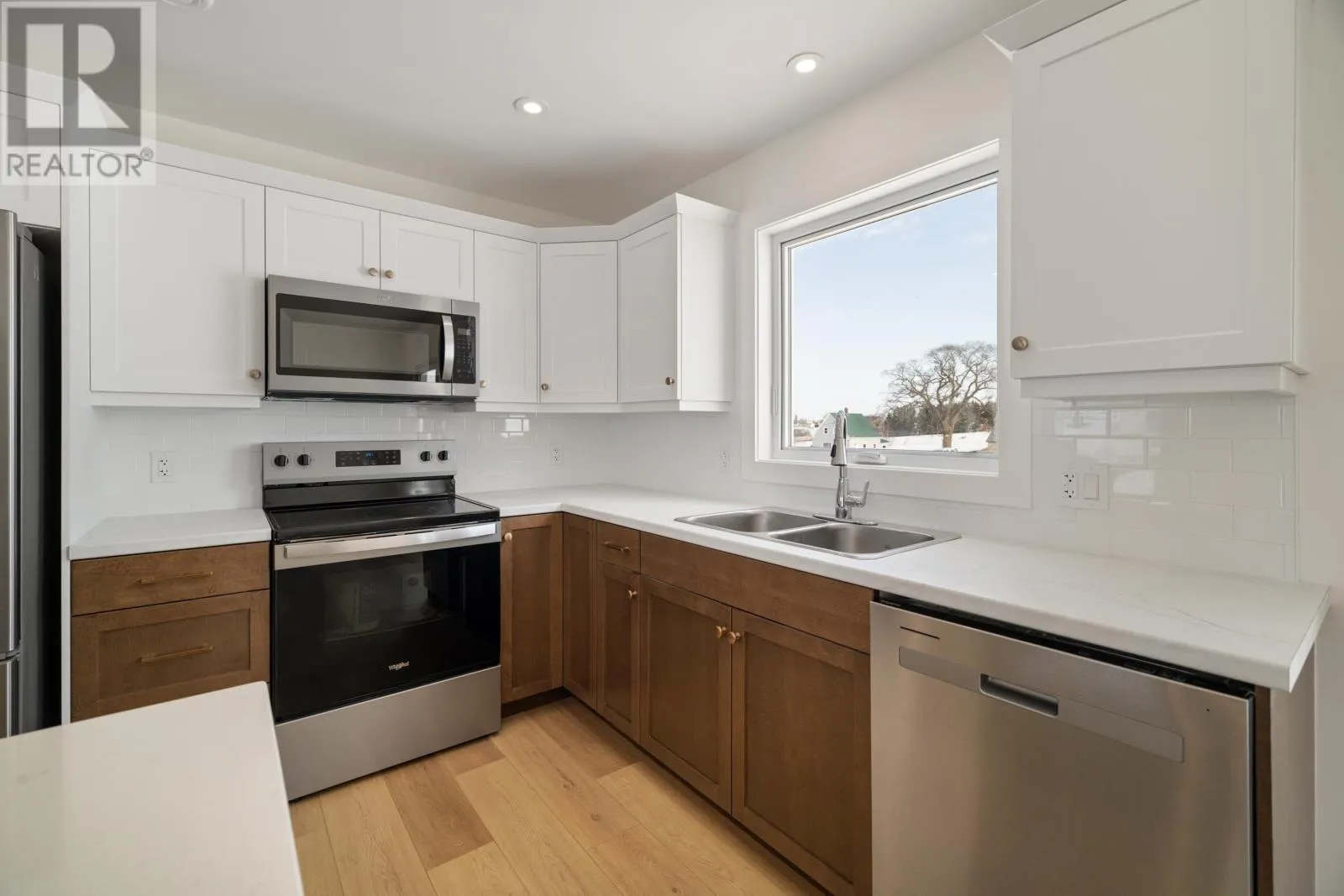 24-8 Donagh Road