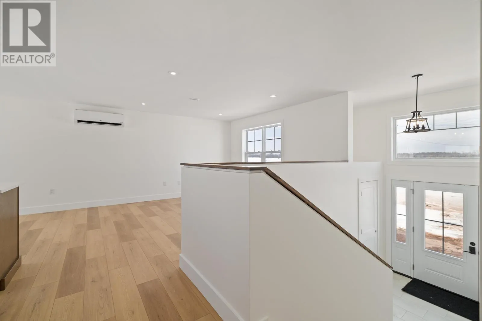 24-8 Donagh Road