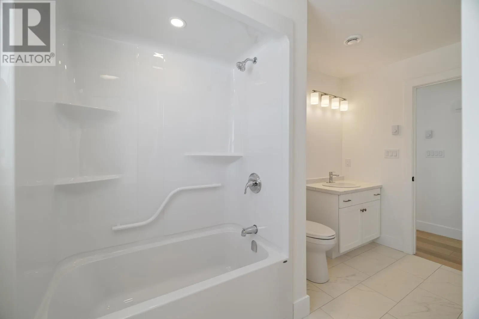 24-8 Donagh Road