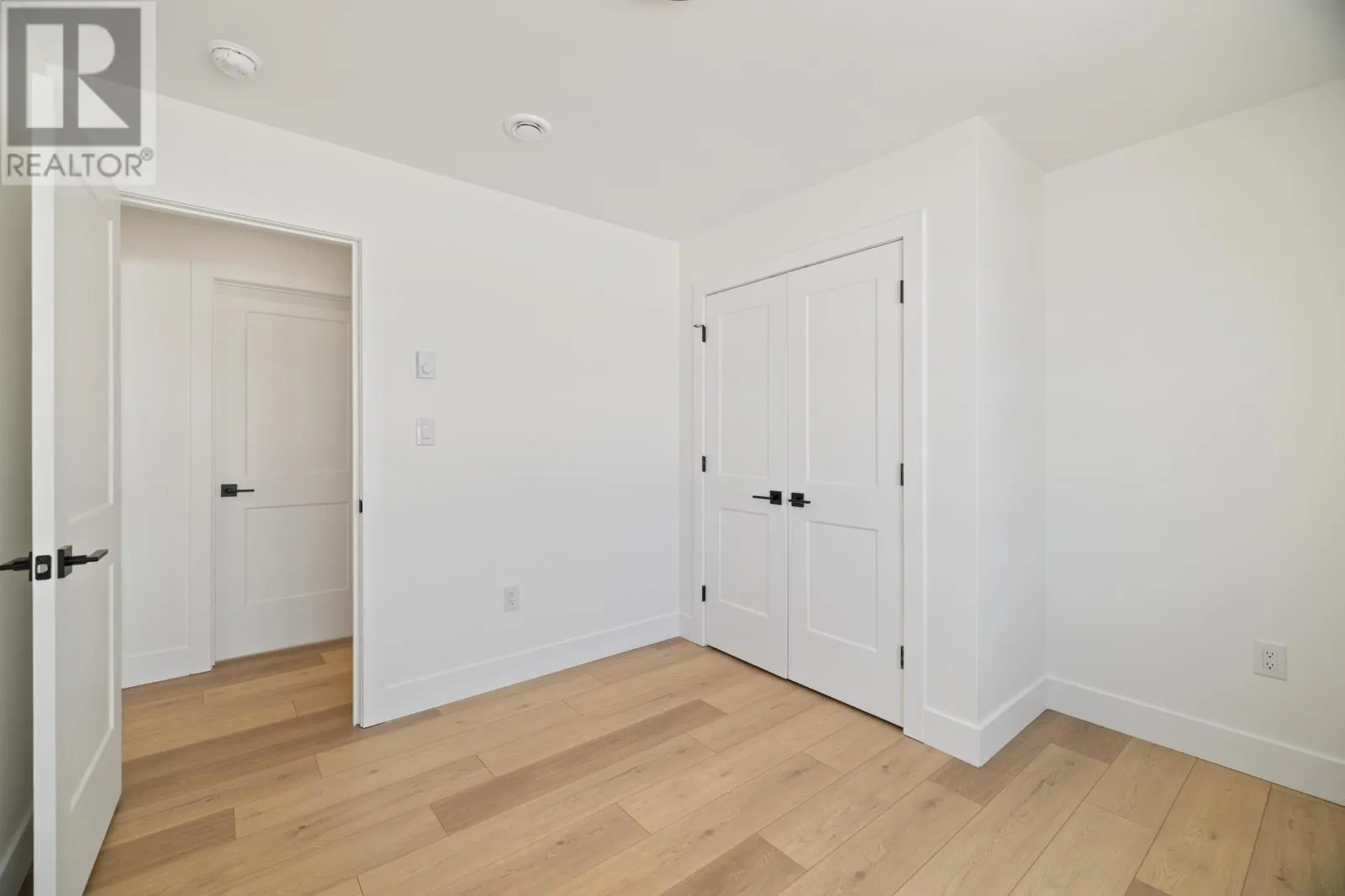 24-8 Donagh Road