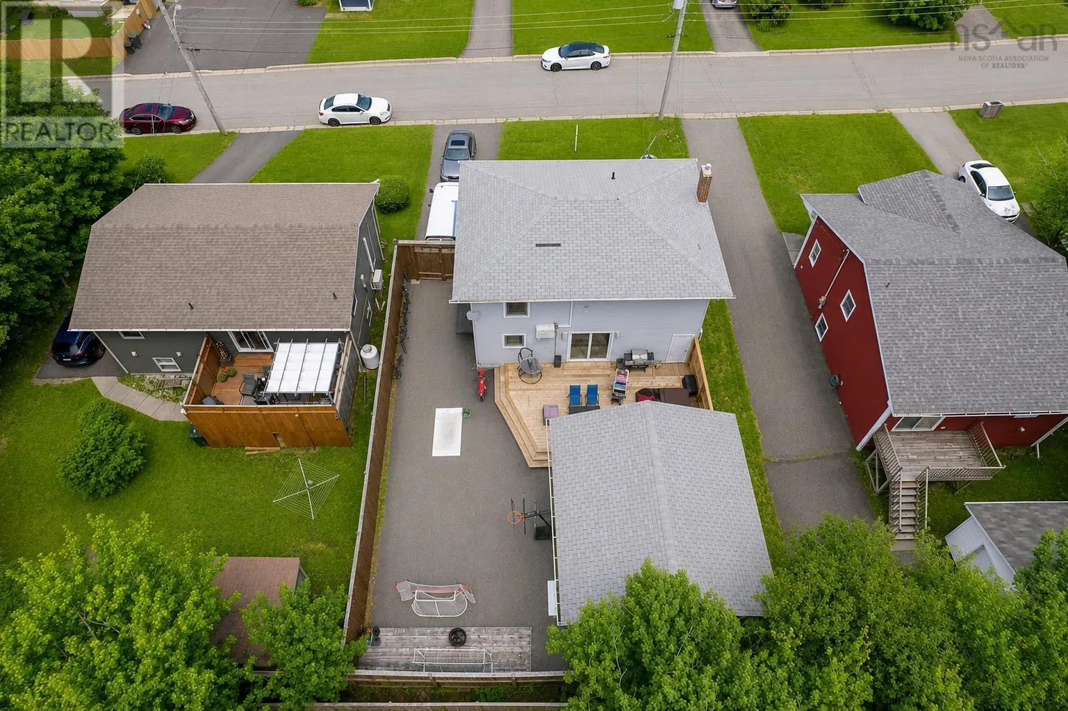 10 Melissa Crescent